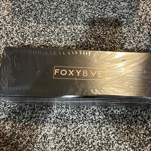Foxybae Black and Rose Gold Blowout Hair Dryer Brush - New In Sealed Box